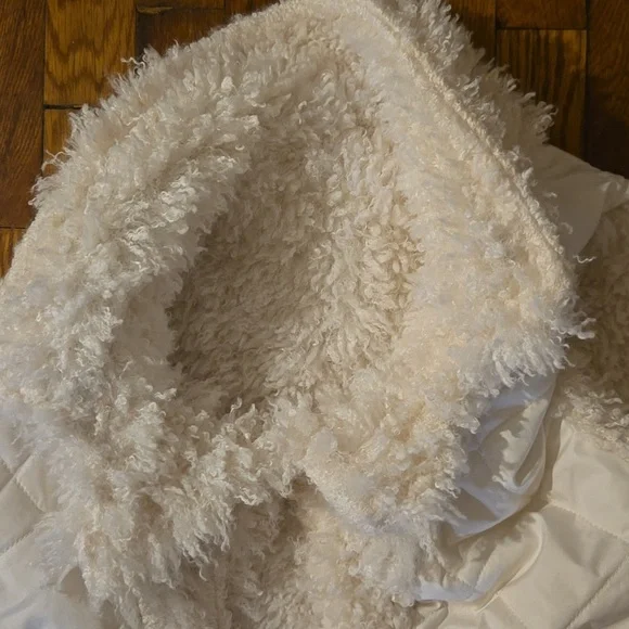 Weekend Routine Reversible Vest In Size Small - Picture 2 of 7